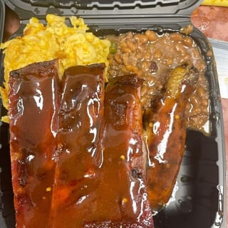 Brisket and Chicken Combo with Two Sides