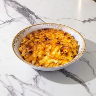 Full Tray Mac and Cheese